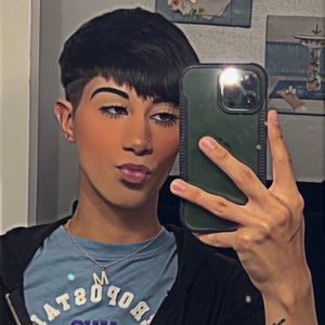 Meet your Posher, Marcos